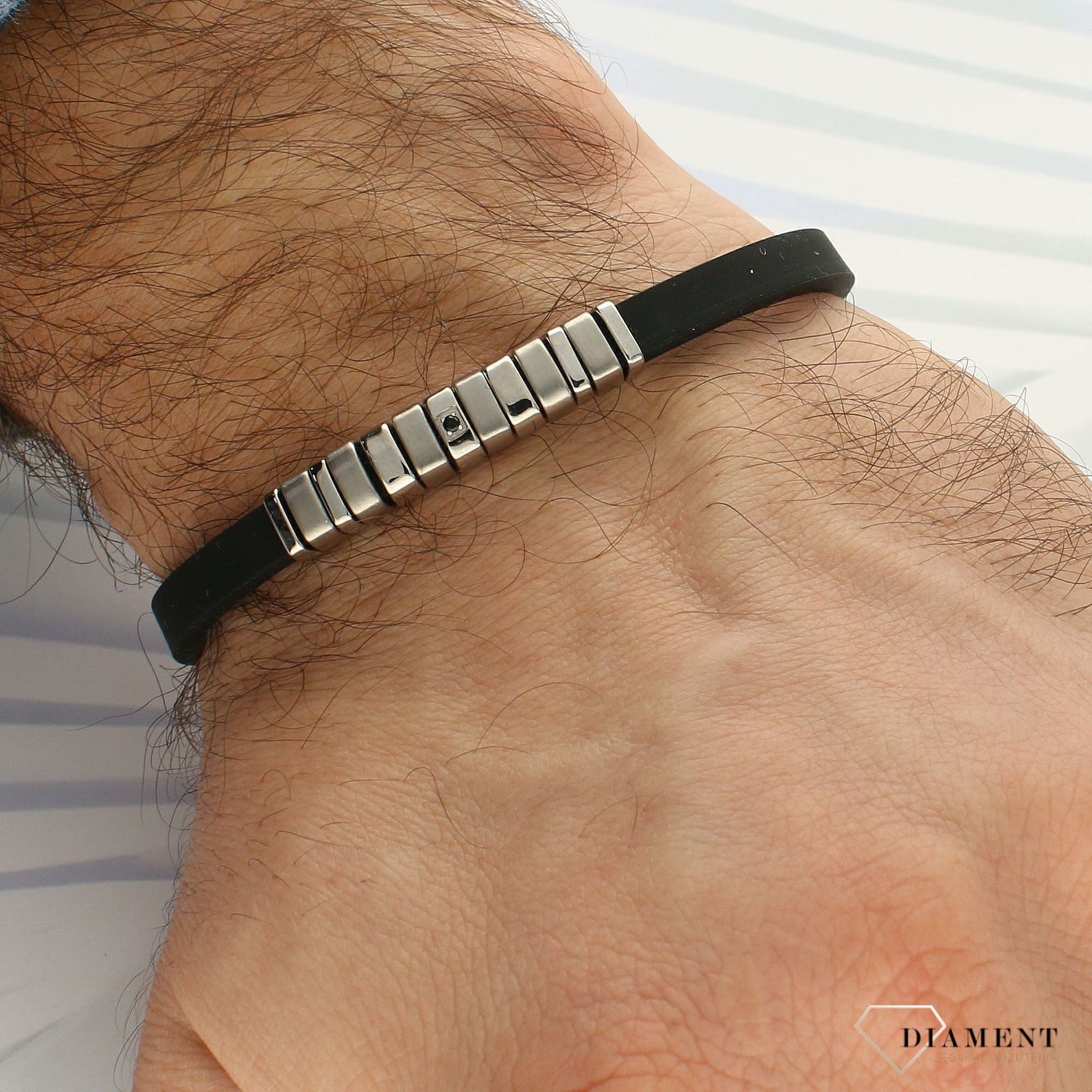 Bransoletka męska Nomination kauczuk z czarną cyrkonią 028805 001✓Biżuteria męska w Sklepie z Biżuterią zegarki-diament.pl✓ Piękne i Eleganckie Bransoletki dla chłopaka.jpg